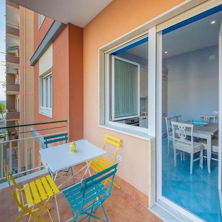 La Casa Del Poeta - Appartamento Positano Maiori Exterior foto
